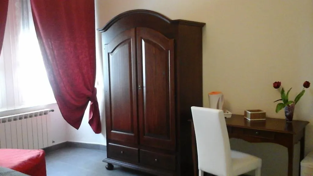 Affittacamere A Porta Rocca Hotel La Spezia